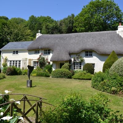 Toad Hall Cottages - Pawfect Stays
