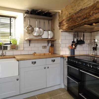 Boutique Retreats - Yarrow Cottage