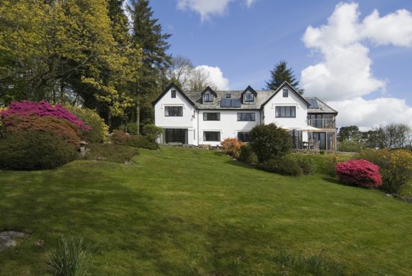 Helpful Holidays - dog friendly cottages in the South West