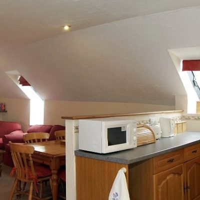 Bolberry Farm Cottages - living area