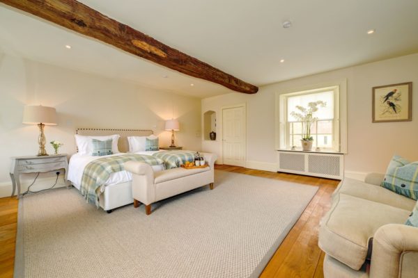 week-farm-bedroom