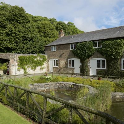 Greenwood Grange cottages