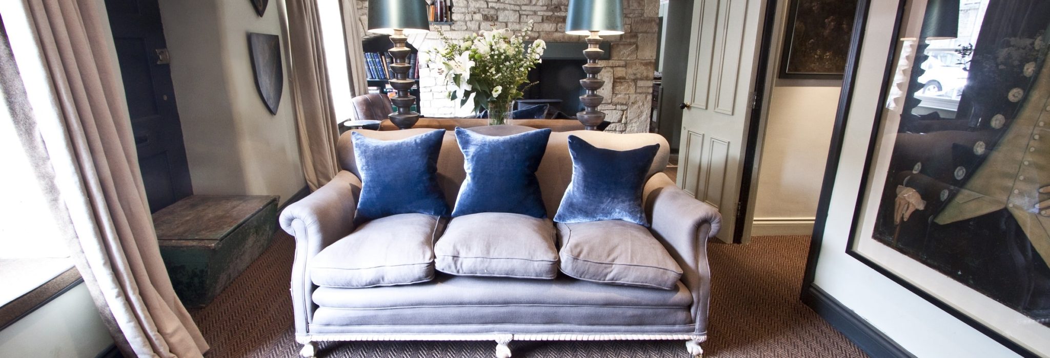 The Wheatsheaf Inn - dog-friendly inn, Gloucestershire