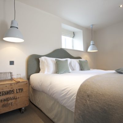 The Wheatsheaf Inn - luxury dog-friendly rooms in Gloucestershire