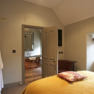 The Wheatsheaf Inn - luxury dog-friendly rooms in Gloucestershire